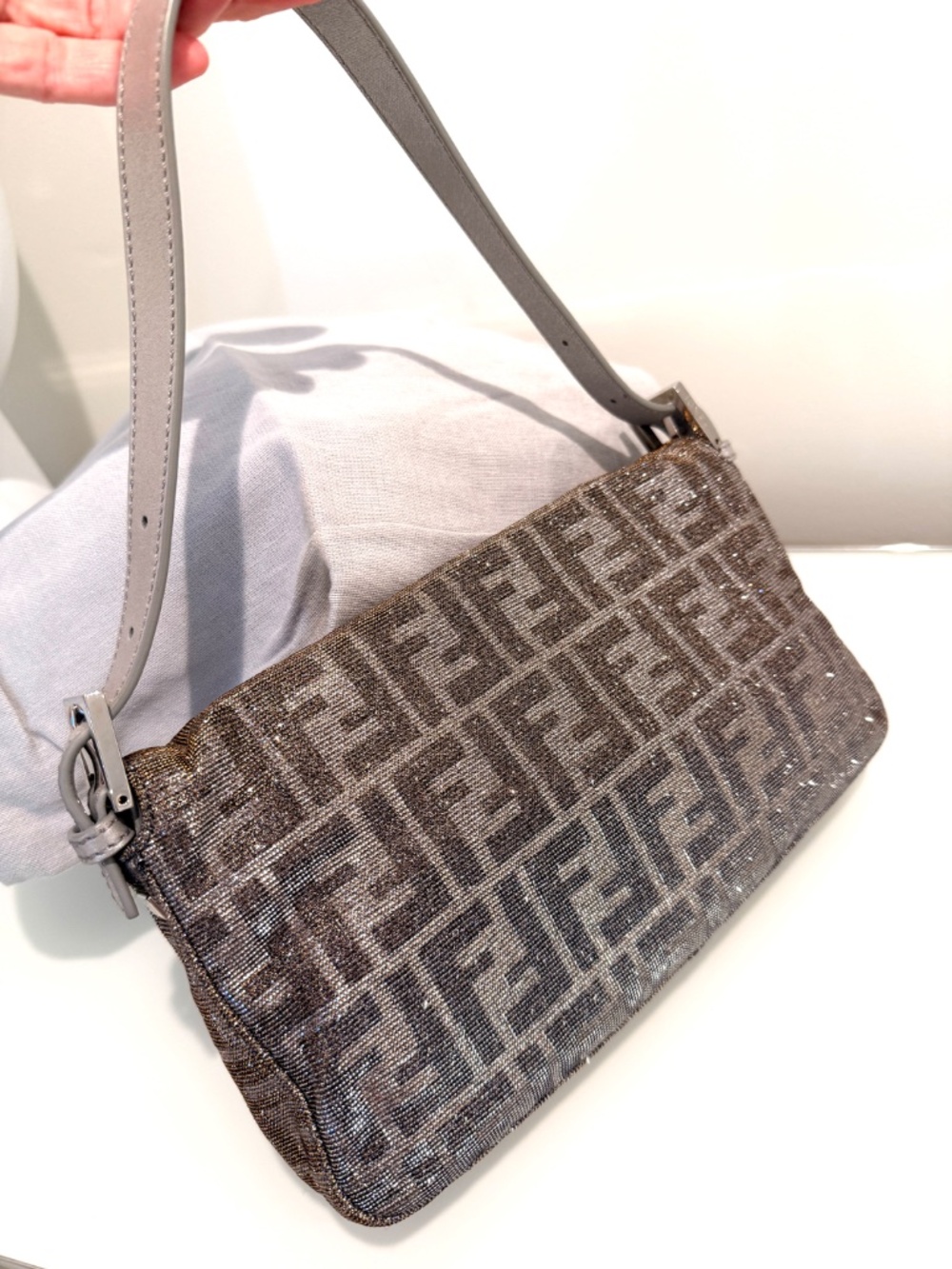 Fendi Baguette - Picture 9 of 11